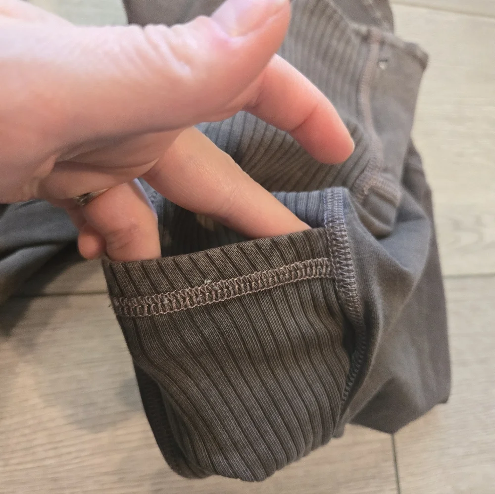 Aerie OG Brown High-Waisted Leggings - Picture 7 of 7